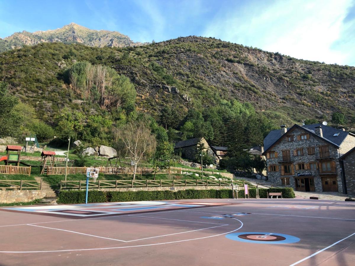 Apartaments El Tarter Erill la Vall Luaran gambar